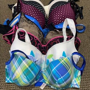 Lane Bryant lot. 38DD, various styles.